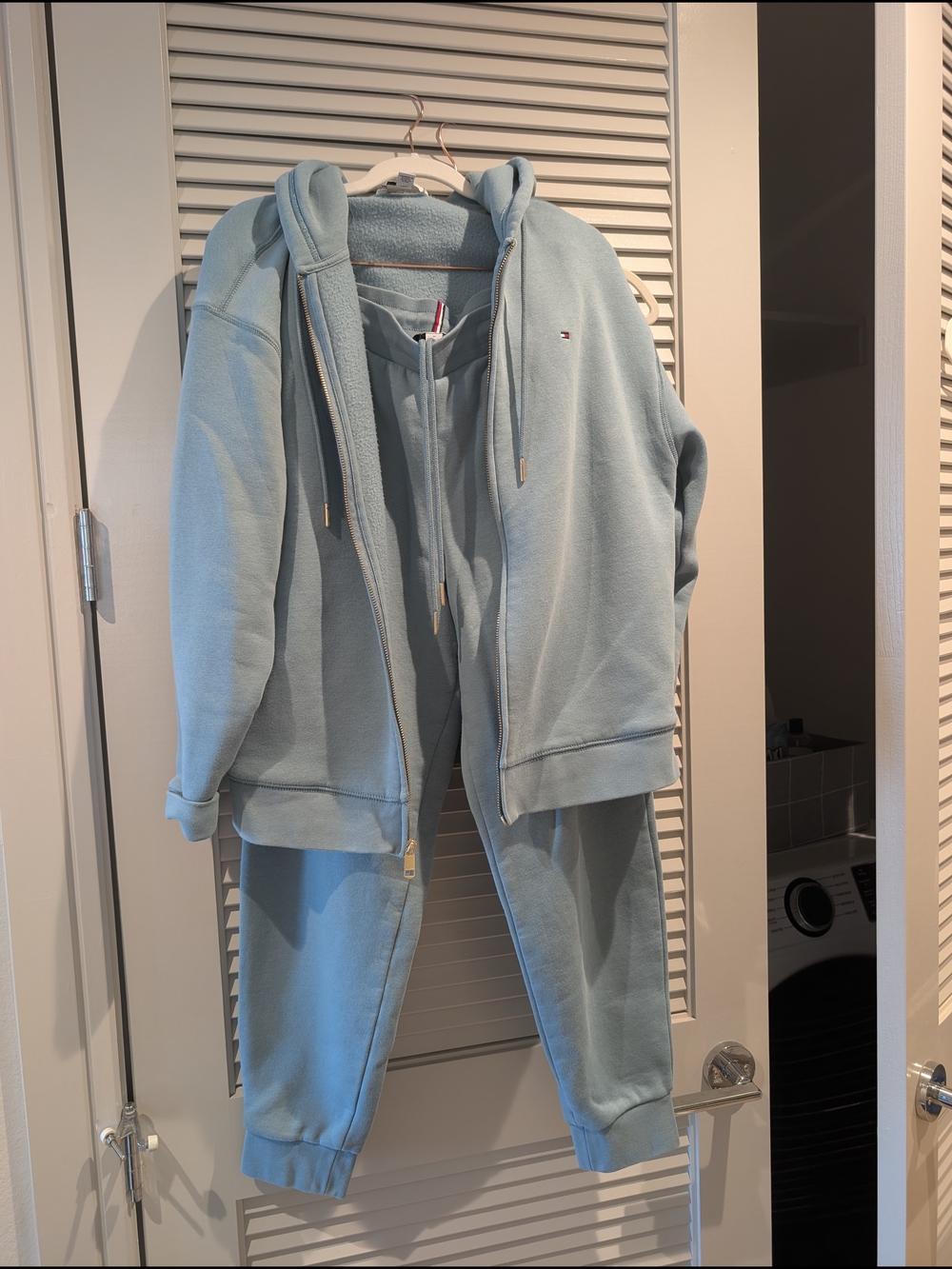 Like New Tommy Hilfiger Light Blue Zip-Up Fleece Set